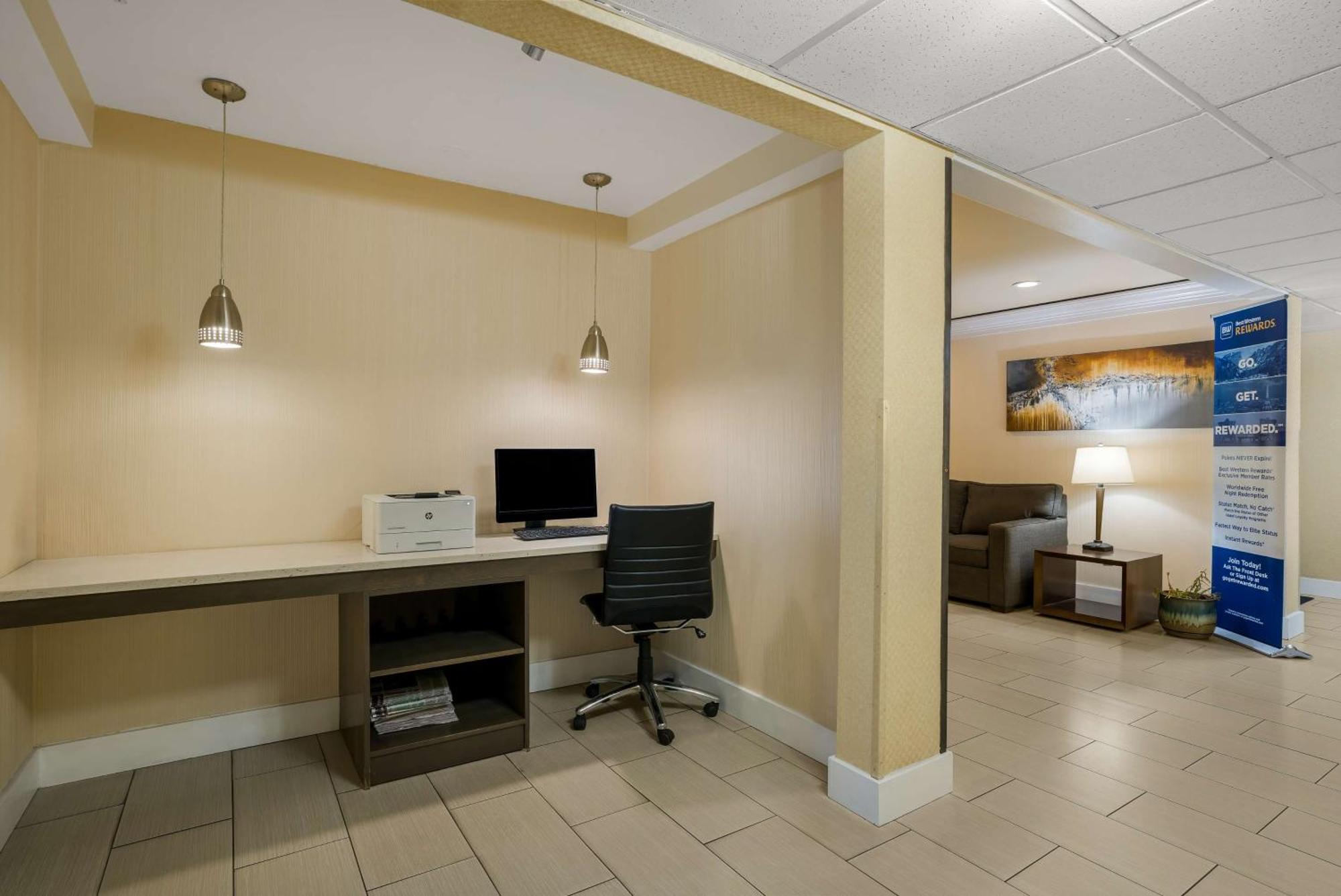 Best Western Hermiston Inn Bagian luar foto